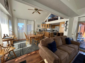 Ocean Cabin 27 W Jacuzzi With Private Beach